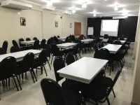 Lotus Hotel - à 6 km do Santuário de Aparecida-SP - sarapan