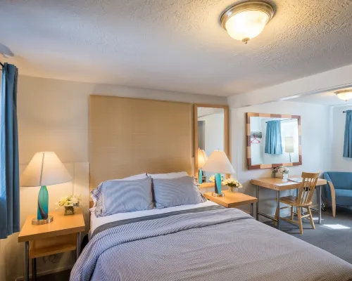 Gannett Peak Lodge Hotels in Sublette County