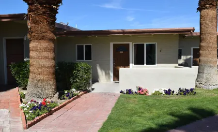 Stanlunds Inn and Suites