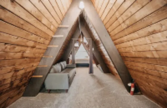 05Mbh - Economical - Wifi - Pets Ok - F/p - D/w - Sleeps 2 1 Bedroom Apts by RedAwning