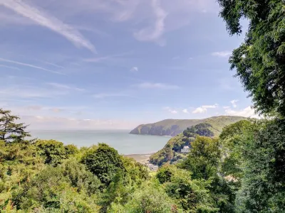 Baronet's Quarters Hotels near Valley of Rocks