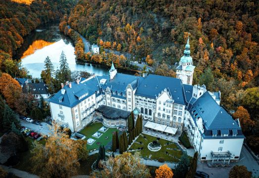 헝게스트 호텔 펄로터 다이닝