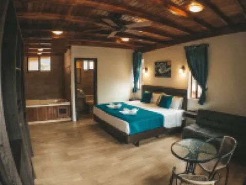 Toucan Platinum Suites Aparthotel Hoteles en Mindo