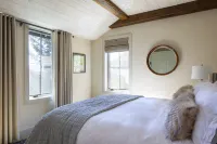 Vaquera House Hotels in Crested Butte