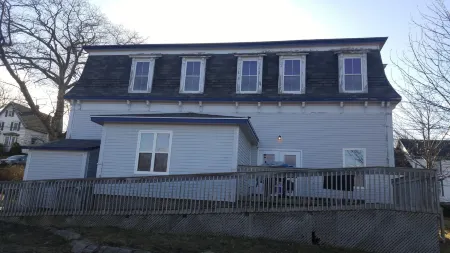 Elevate Rooms at 66 Montague Отели в г. Дигби