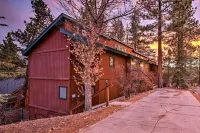 Hike, Ski, Fish: Big Bear Lake Lodge w/ Deck - bar