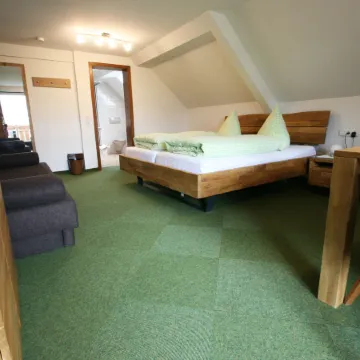 Café-Pension Feldbergblick Отели в г. Титизее-Нойштадт