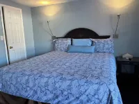 Hitching Post Country Motel Hotels in Litchfield