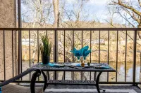Riverfront Condo, Super Conveniently Located!
