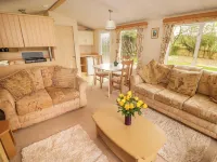 Grandads Shack Hotels in Abertillery