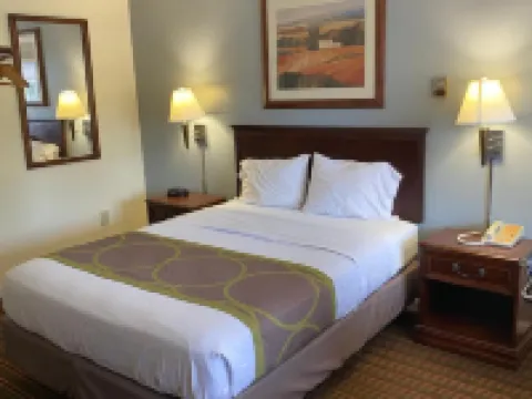 Relax Inn Hotels in Brunswick