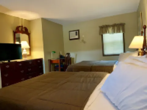 Fred's Inn Restaurant & Lodging Hotels in Chenango County