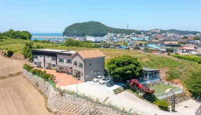 Buan Byeonsan Kakao Spa Pension โรงแรมใน