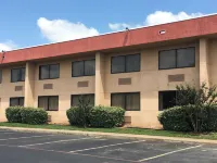 Days Inn by Wyndham Sherman Hotels in Sherman
