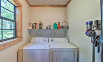 The Bird Cabin Peaceful Refuge in East Texas