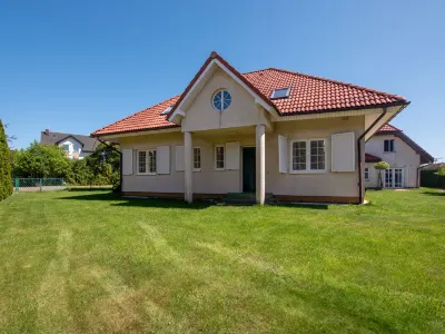 Mały Dworek Hotels in der Nähe von Leba Railway Station