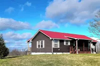 Cabin Near The Lake with Amazing Sunset Views!