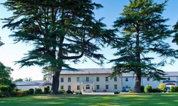 로간스타운 호텔 & 컨트리 클럽 외관 이미지