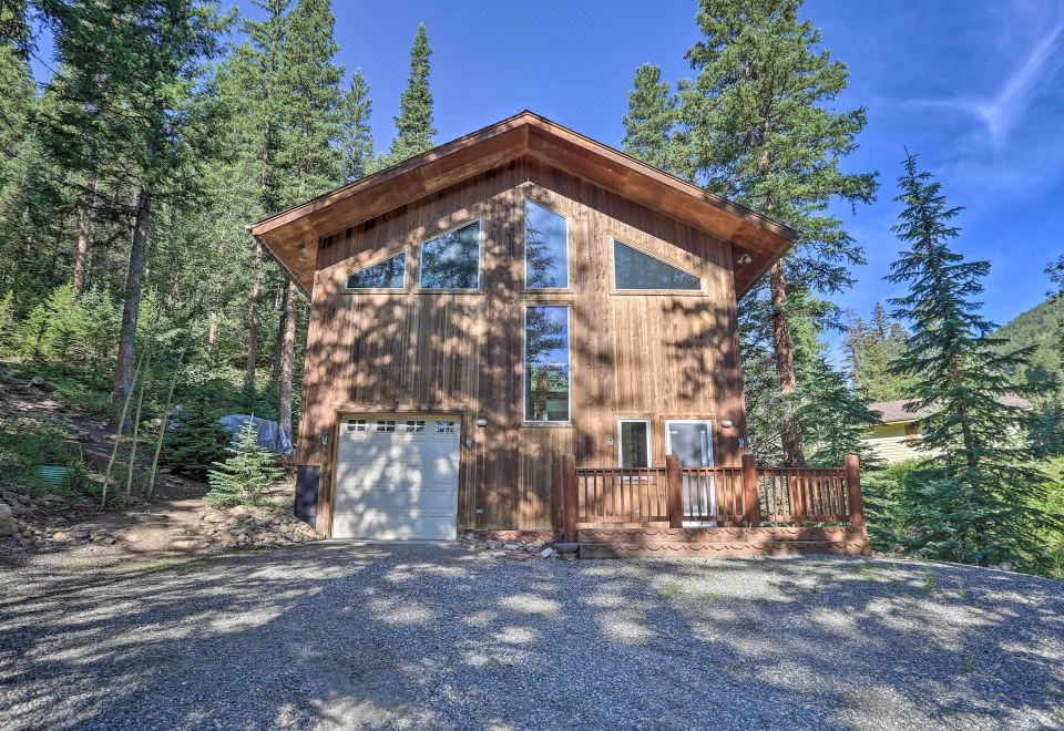 Creekside Mtn House w/ Deck: 8 Mi to Idaho Springs - Housity