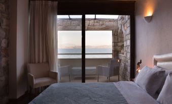 Enalio Suites