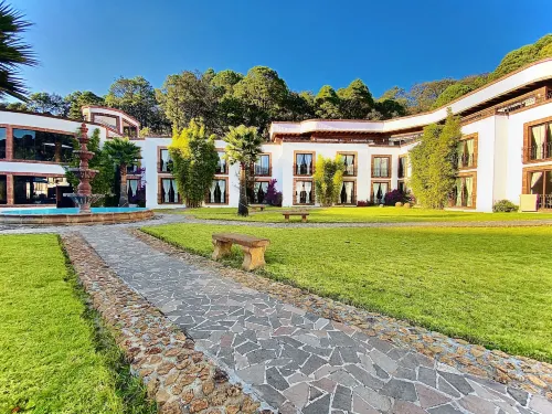 Hotel and Suites Mansion San Antonio فنادق في Tlalpujahua