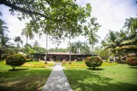 Sunset del Mar Beach Resort Hotels in Parrita