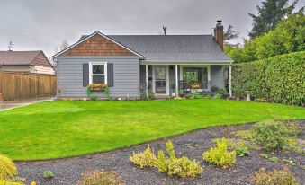 Chic Vancouver Cottage 1 Mile to Main Street