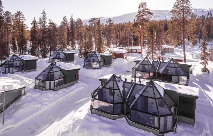 Santa's Hotel Aurora & Igloos