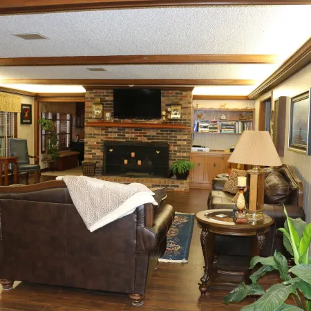 Cedar Grove Inn