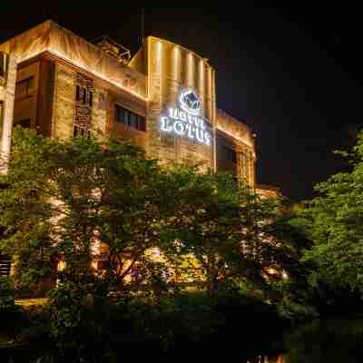 호텔 로투스 오츠 Hotel Exterior