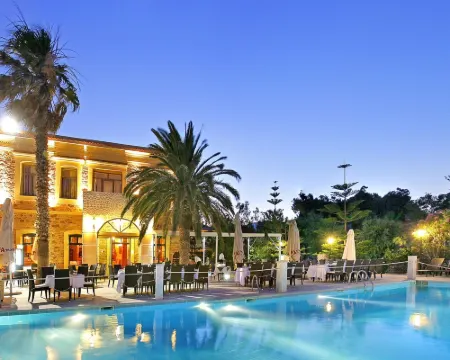 Grecian Castle Chios Hotels in Chios