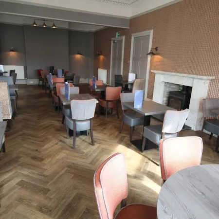 The Royal Hotel Elgin