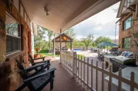 The Beatrice Estate 7 Bedroom Estate