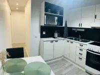 Modern 1BR Retreat in Heart of Jyväskylä Hotels in Muurame
