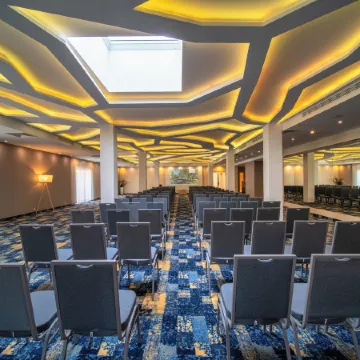 Green Garden Hotel