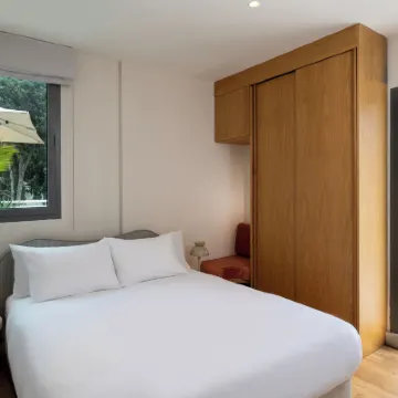 Master Mazeh Отели рядом с достопримечательностью «Бульвар Ротшильда»
