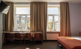 Corner Hotel