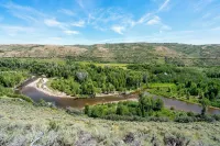 Tranquil Wyoming Cabin Near Uintas - 105 Acres! - Hot Tub