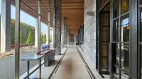 Apartement Springwood by LiviRooms Tangerang Hotels in Pinang