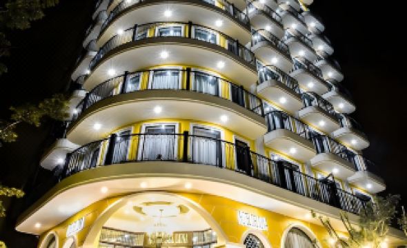 Hotel Del Luna Boutique