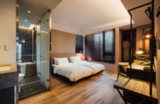 Chez nous Hotels near MRT Daan Station
