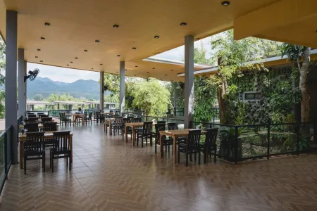 Kwai Tara Riverside Villas Отели рядом с достопримечательностью «Sai Yok National Park»