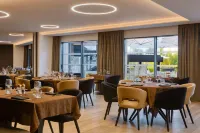 Best Western Plus le Fairway Hotel  Spa Golf DArras Các khách sạn ở Anzin-Saint-Aubin