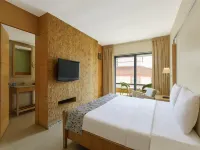 Ginger Dona Paula, Goa Отели в г. Дона Пола