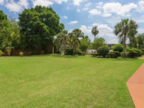 Howard Johnson by Wyndham Lakeland Hotels in Lakeland