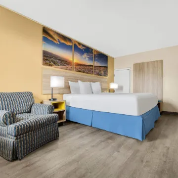 Days Inn by Wyndham Fort Wayne