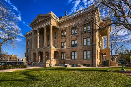 Sapphire Gem - In Downtown Georgetown Отели рядом с достопримечательностью «Университет Саутуэстерн»