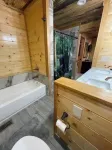 1-Br Cabin Just 5 Minutes to Great Smoky Mountains National Park on Cosby Creek