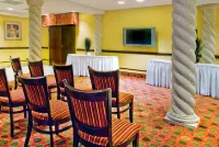 Holiday Inn Express & Suites Clewiston by IHG