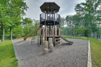 Peaceful Brevard Mountain Cabin Hike, Golf and Swim - Parkering